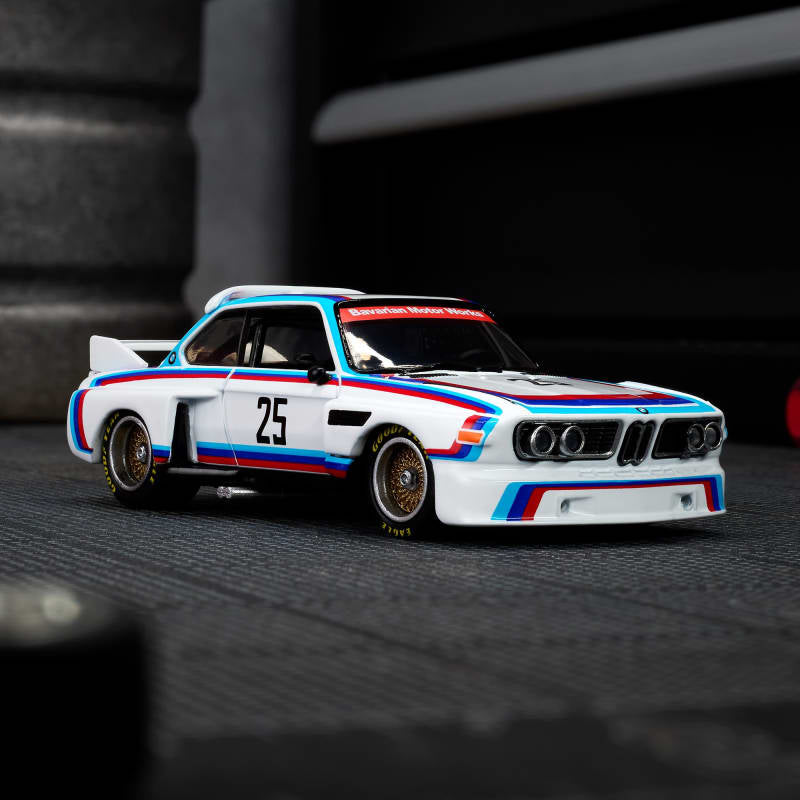 Hot Wheels Elite 64 1975 BMW 3.0 CSL Race