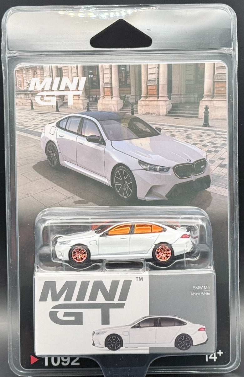 Mini GT #1092 Mini GT 1:64 BMW M5 Alpine White CHASE BLISTER